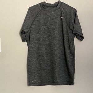 Small Men’s Nike Shirt